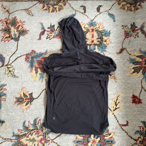 Lululemon running hoodie.. Size M - Picture 2 of 3
